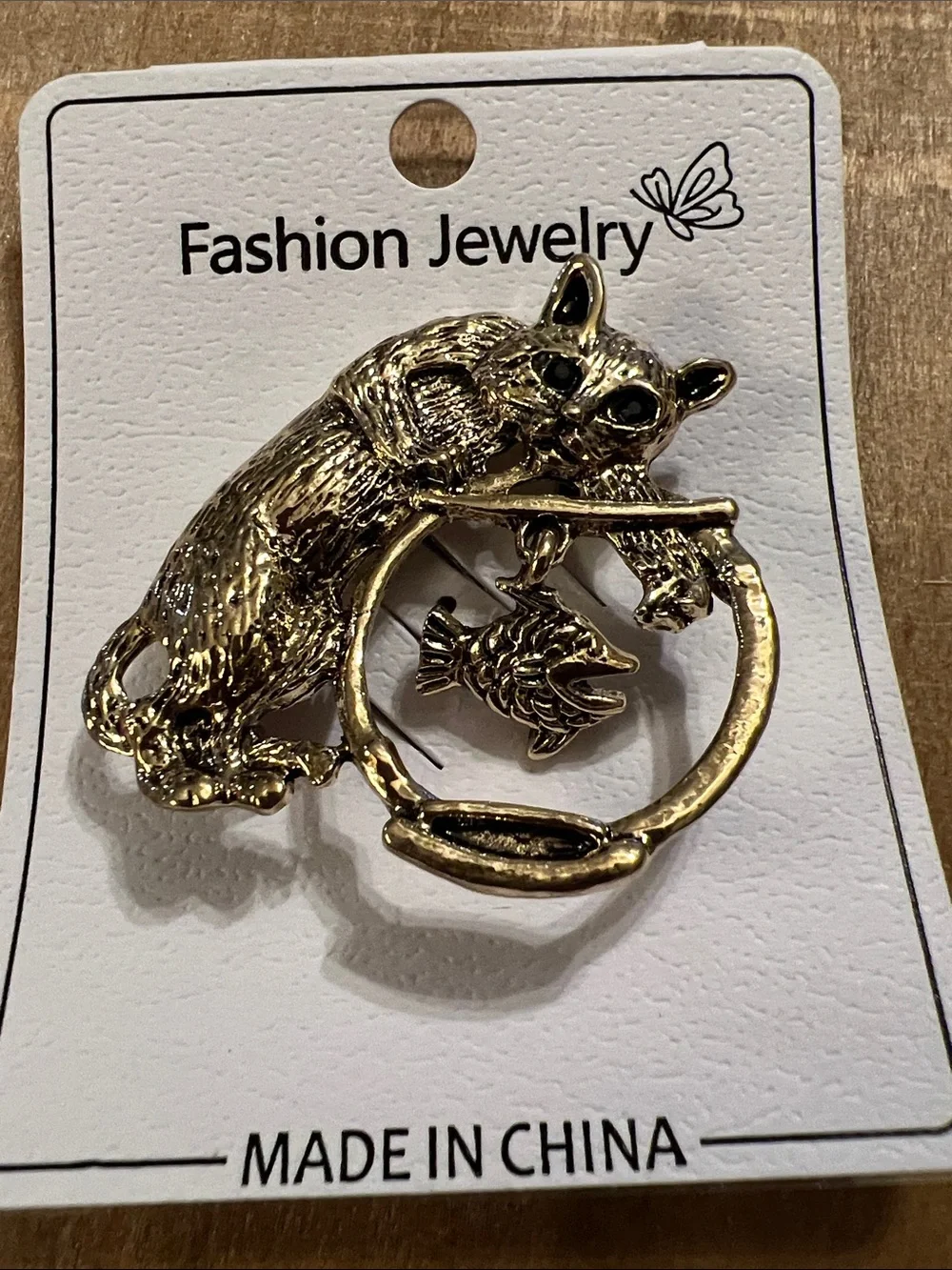 3/$18 Fashion Jewelry Gold Cat and Fishbowl Brooch Lot 6056